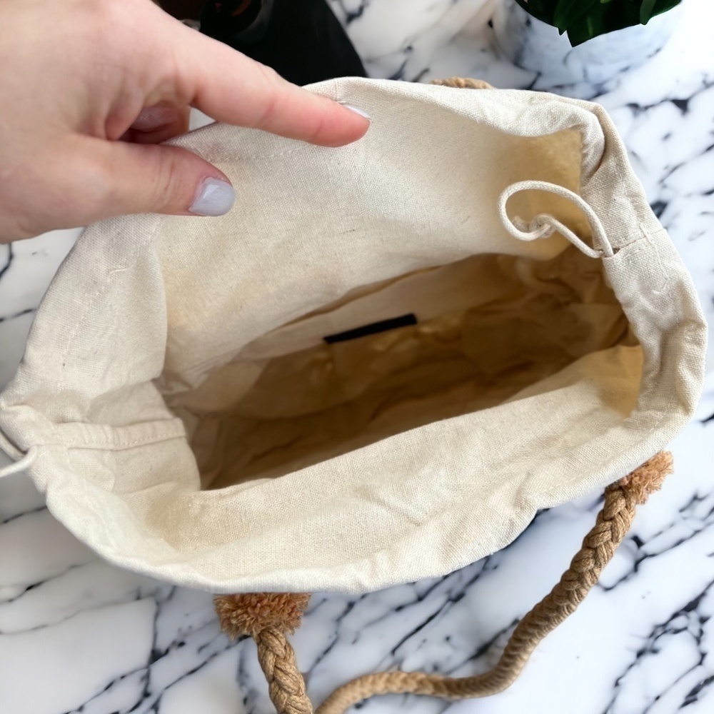 Shein NWT Hollow Out Circle Bag Neutral Color - Picture 6 of 14